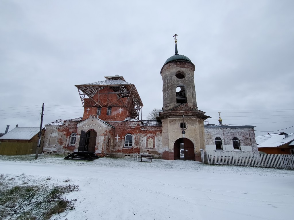 Белый Омут. Церковь Николая Чудотворца. фасады