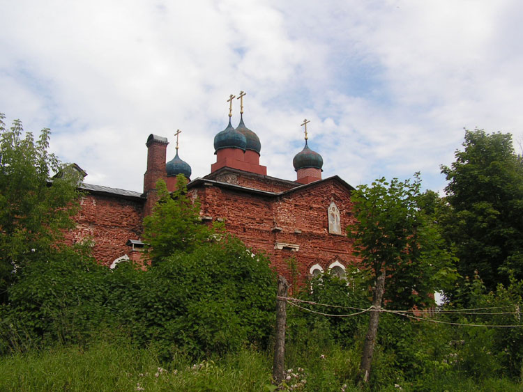 Гора. Церковь Рождества Пресвятой Богородицы. фасады