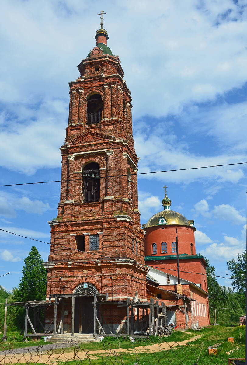 Церковь Троицы Живоначальной, Дрезна (Орехово-Зуевский городской округ, Московская область). фасады