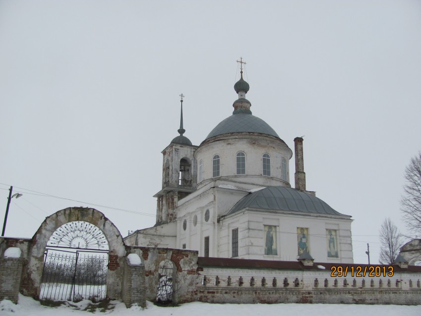 Церковь Троицы Живоначальной, Горки (Камешковский район, Владимирская область). фасады