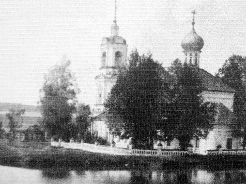 Церковь Введения во храм Пресвятой Богородицы, Мостцы (Камешковский район, Владимирская область). архивная фотография, Фото начала XX века (со стенда об истории села)