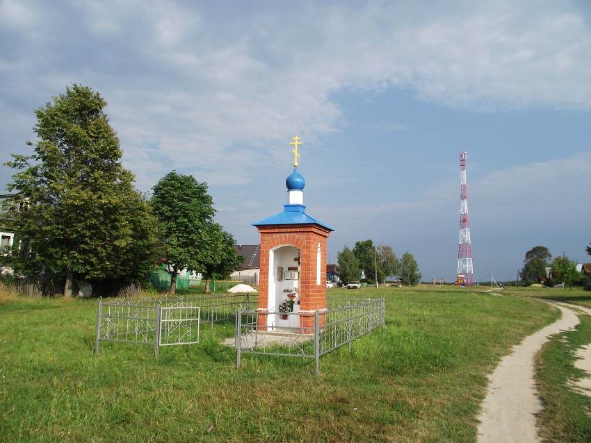 Неизвестная часовня, Высоково (Камешковский район, Владимирская область). общий вид в ландшафте