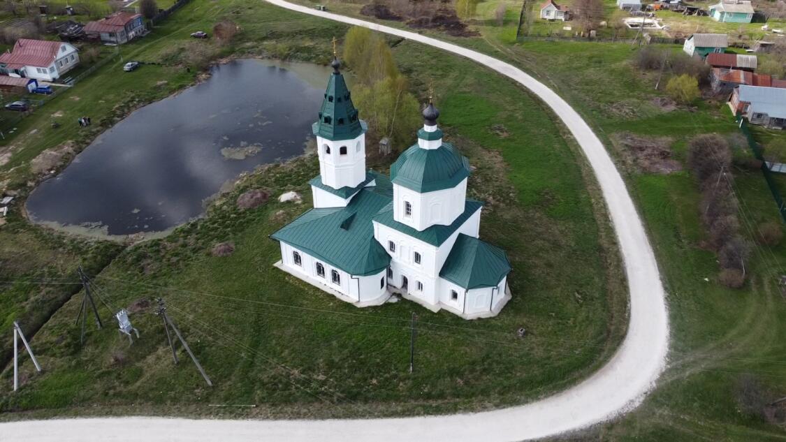 Церковь Троицы Живоначальной, Чистуха (Камешковский район, Владимирская область). фасады, Вид с Юго - Востока