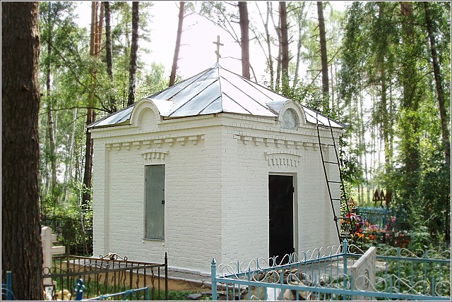 Церковь Покрова Пресвятой Богородицы, Новая Быковка (Камешковский район, Владимирская область). дополнительная информация, Вид с северо-востока