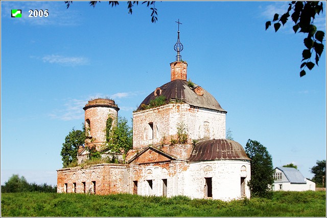 Лаптево. Церковь Николая Чудотворца. дополнительная информация, Вид с юго-востока