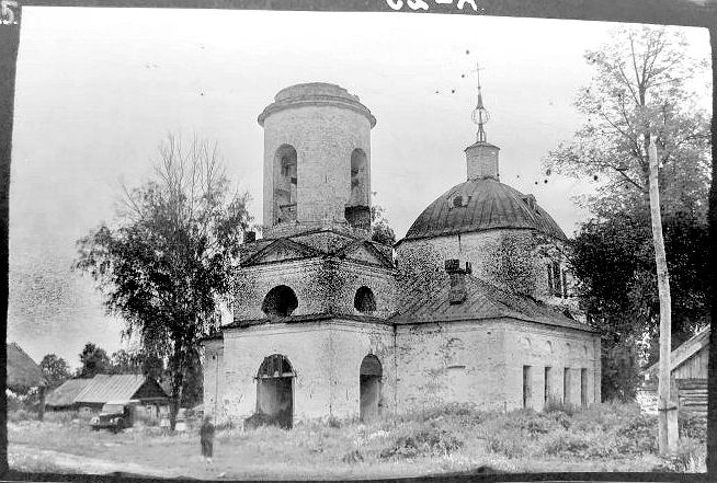 Церковь Николая Чудотворца, Лаптево (Камешковский район, Владимирская область). архивная фотография, Вид с юго-запада. Фотограф Комеч А.И.; Госкаталог № 26982923; ГНИМА