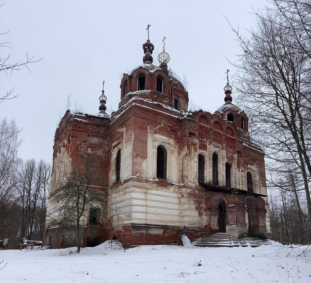 Вид с северо-запада, фасады. Рдейский монастырь. Собор Успения Пресвятой Богородицы, Рдейская пустынь (Холмский район, Новгородская область)