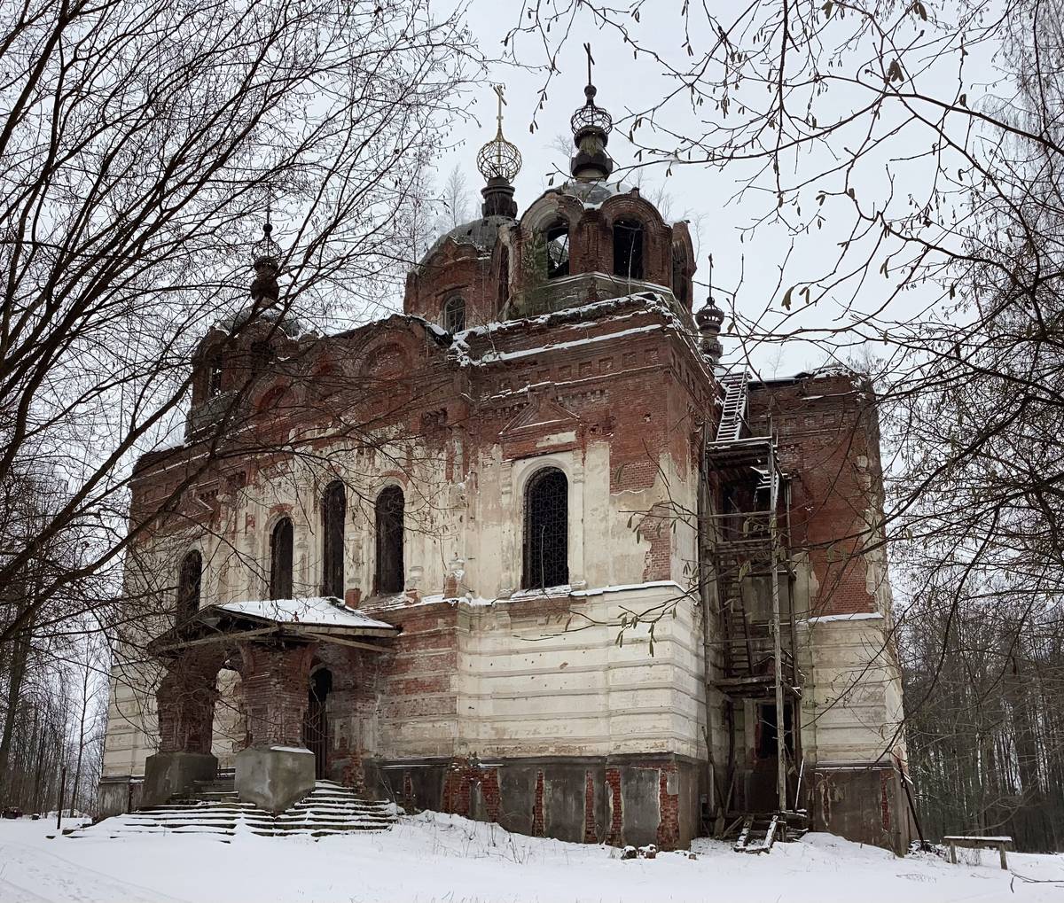 Вид с востока, фасады. Рдейский монастырь. Собор Успения Пресвятой Богородицы, Рдейская пустынь (Холмский район, Новгородская область)
