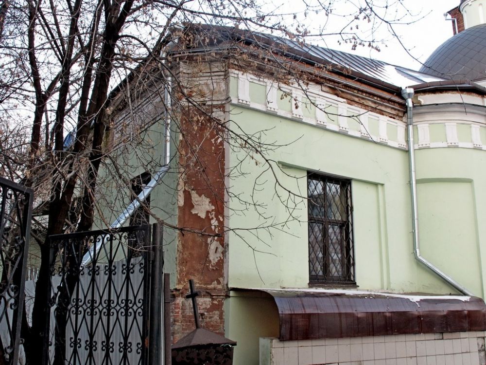 Церковь Георгия Победоносца в Грузинах, Пресненский (Центральный административный округ (ЦАО), г. Москва). архитектурные детали, Сохранившийся нижний ярус разобранной в 1930-х годах колокольни древнего храма.