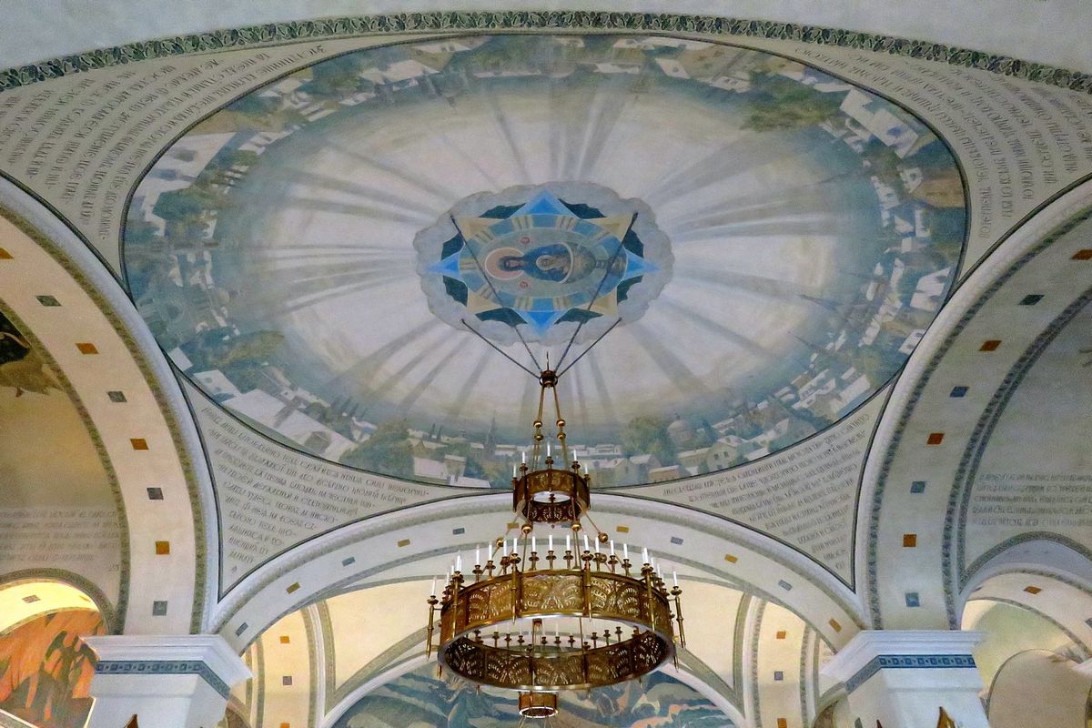 Церковь Николая Чудотворца на Трёх Горах (в Новом Ваганькове), Пресненский (Центральный административный округ (ЦАО), г. Москва). интерьер и убранство, Интерьер, своды трапезной