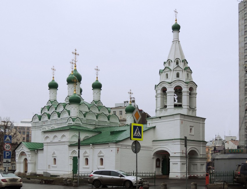 Арбат. Церковь Симеона Столпника (Введения во храм Пресвятой Богородицы) на Поварской. фасады