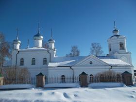 Каменово. Церковь Троицы Живоначальной