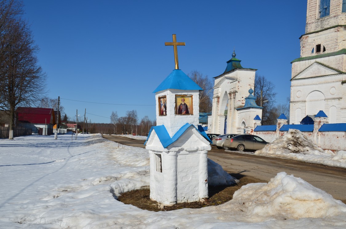 Усолье. Часовенный столб. фасады