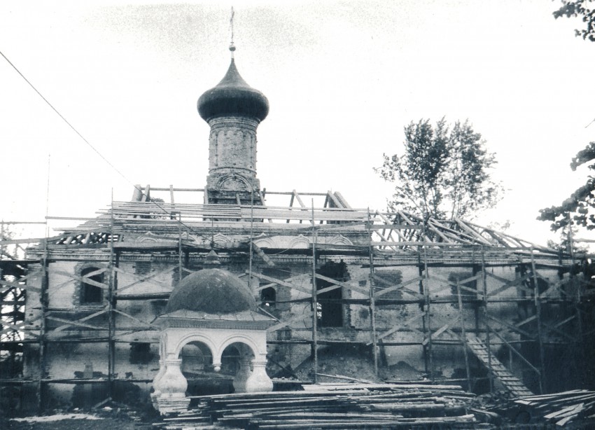 Боголюбово. Боголюбский женский монастырь. Трапезная церковь Благовещения. дополнительная информация