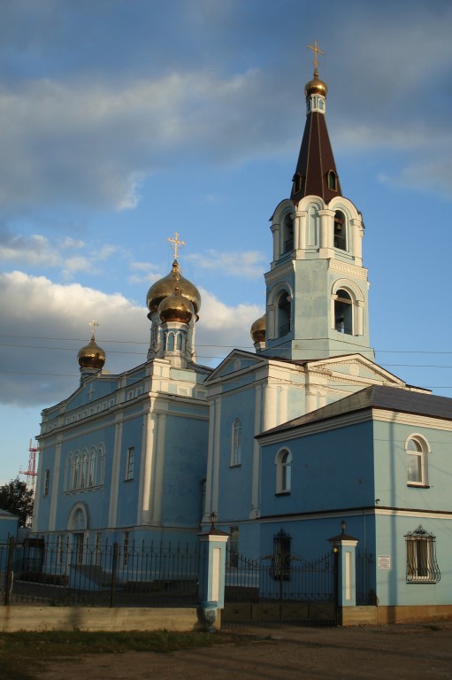 Церковь Покрова Пресвятой Богородицы, Каменск-Уральский (Каменск-Уральский (город Каменск-Уральский), Свердловская область). фасады, Храм Покрова