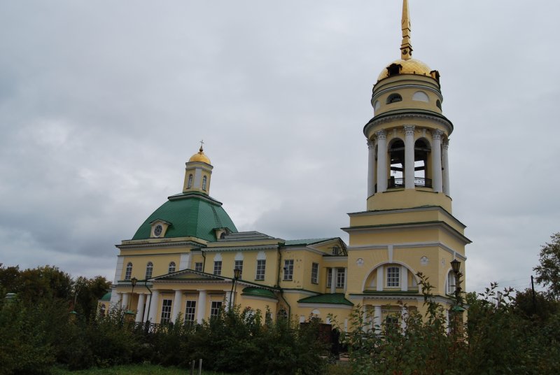 Кафедральный собор Троицы Живоначальной, Каменск-Уральский (Каменск-Уральский (город Каменск-Уральский), Свердловская область). фасады