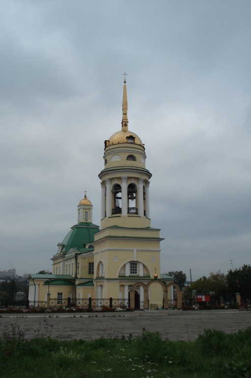 Кафедральный собор Троицы Живоначальной, Каменск-Уральский (Каменск-Уральский (город Каменск-Уральский), Свердловская область). фасады, Свято Троицкий собор