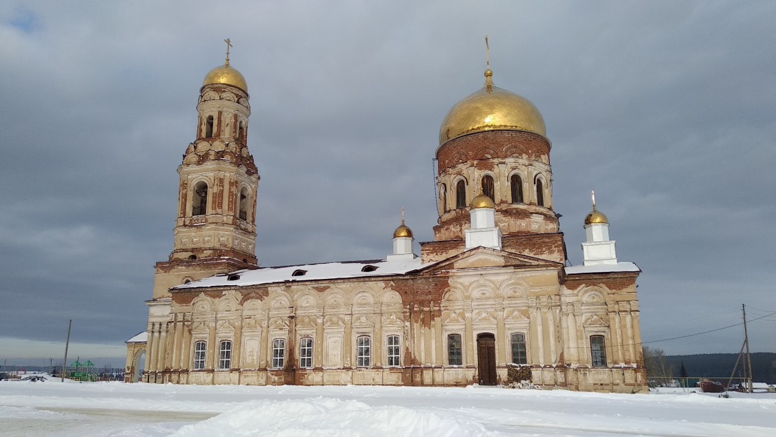 Маминское. Церковь Михаила Архангела. фасады