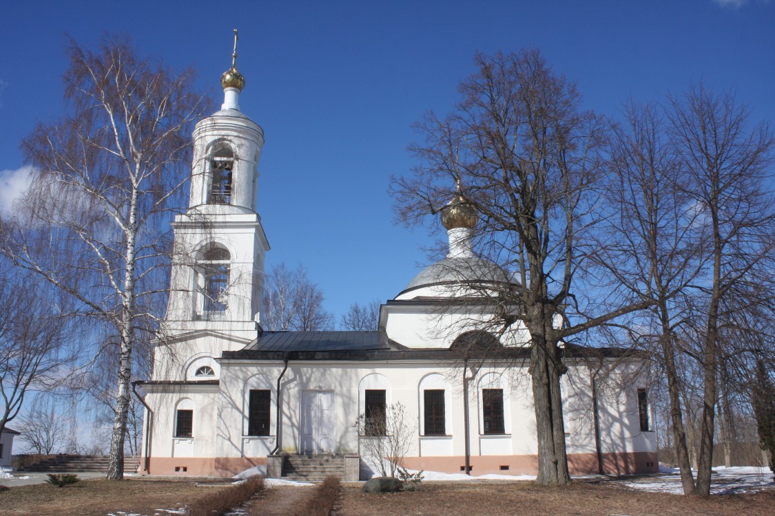 Церковь Похвалы Божией Матери в Ратмине, Дубна (Талдомский городской округ и г. Дубна, Московская область). фасады