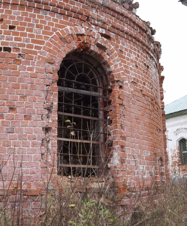 Церковь Николая Чудотворца, Старая Никола (Камешковский район, Владимирская область). архитектурные детали, Окно апсиды