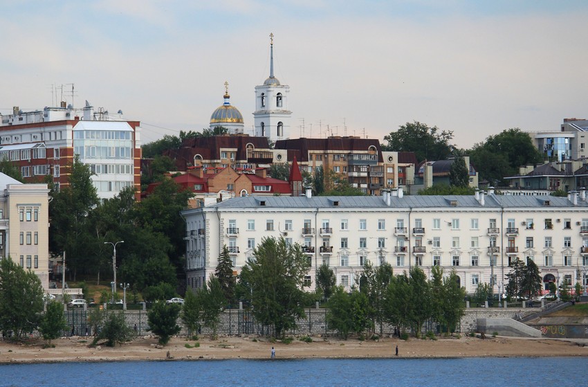 Собор Вознесения Господня, Самара (Самара, город, Самарская область). общий вид в ландшафте, Собор в панораме города с Волги