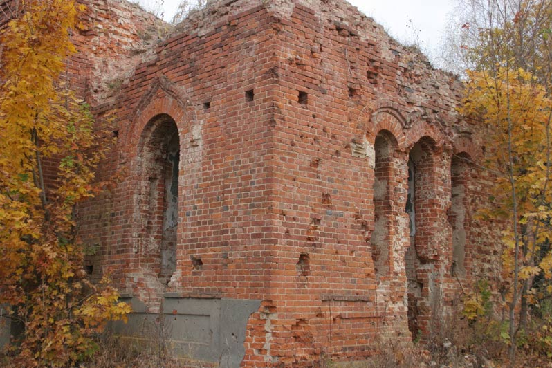 Церковь Троицы Живоначальной, Анисово Городище (Кировский район, Калужская область). архитектурные детали