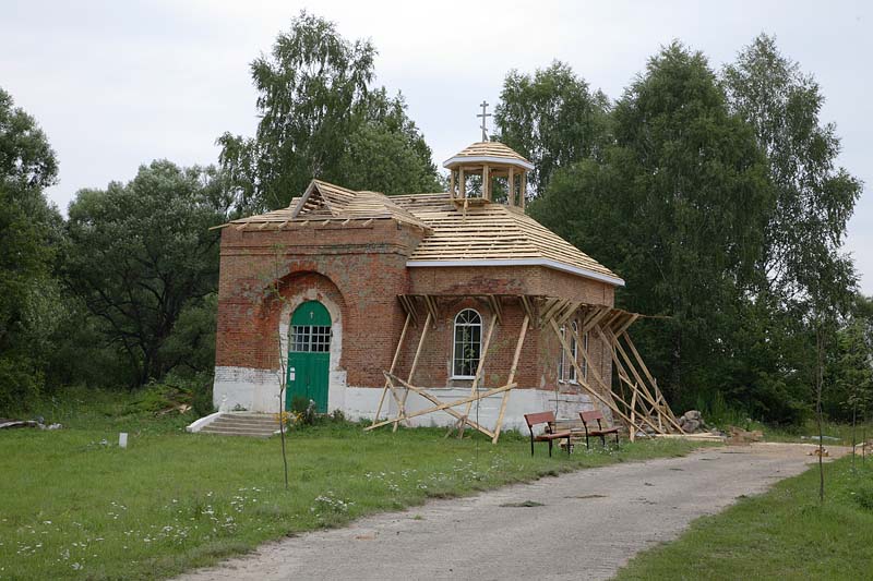 Церковь Троицы Живоначальной, Анисово Городище (Кировский район, Калужская область). фасады