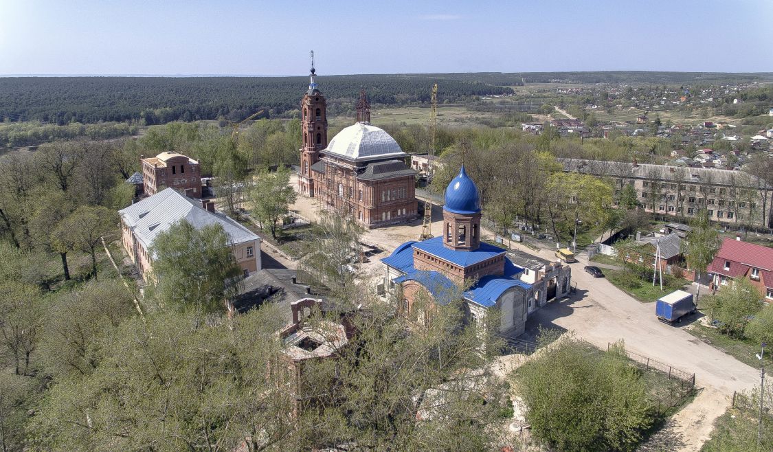 Калуга. Лаврентьев монастырь. фасады