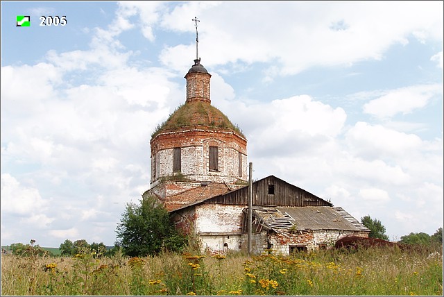 Юрково. Церковь Михаила Архангела. фасады, Вид с северо-запада