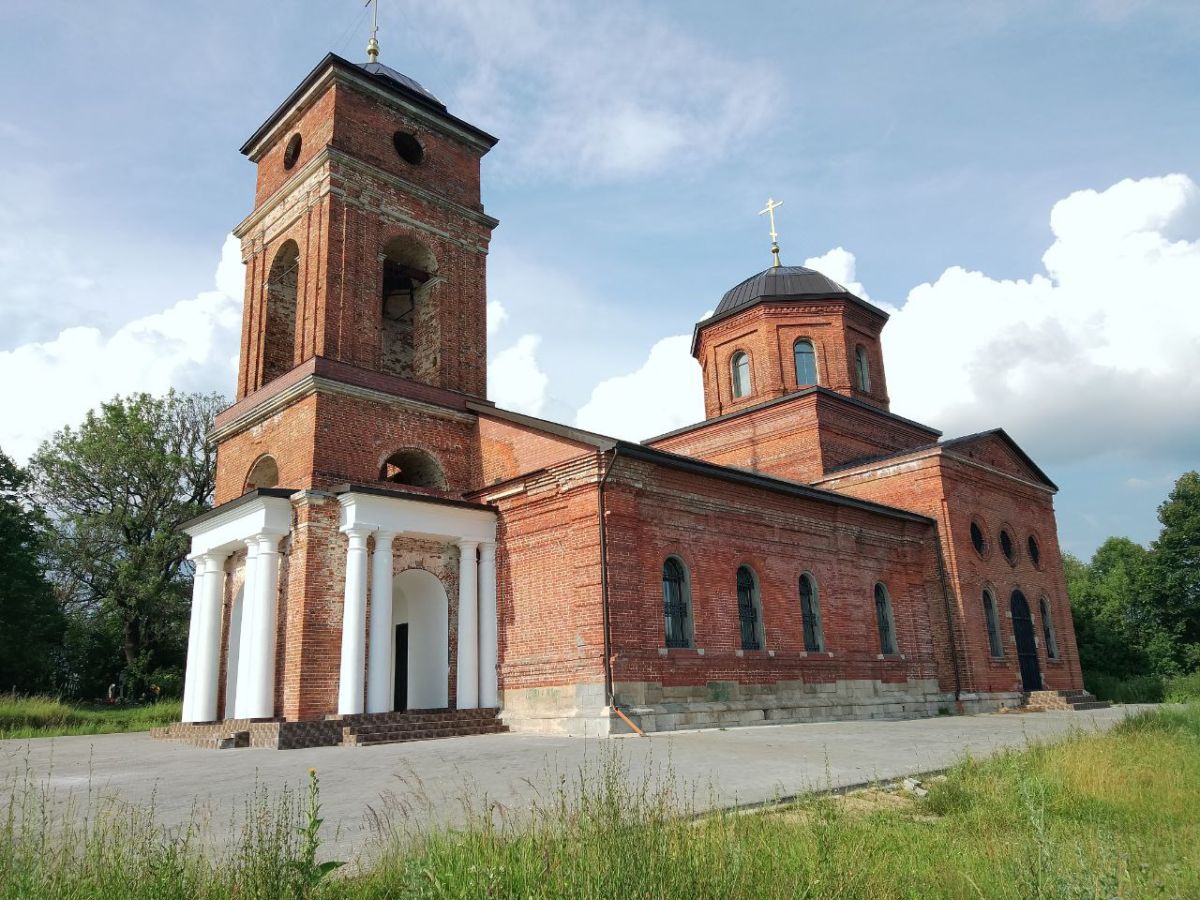 Изволь. Церковь Николая Чудотворца. фасады