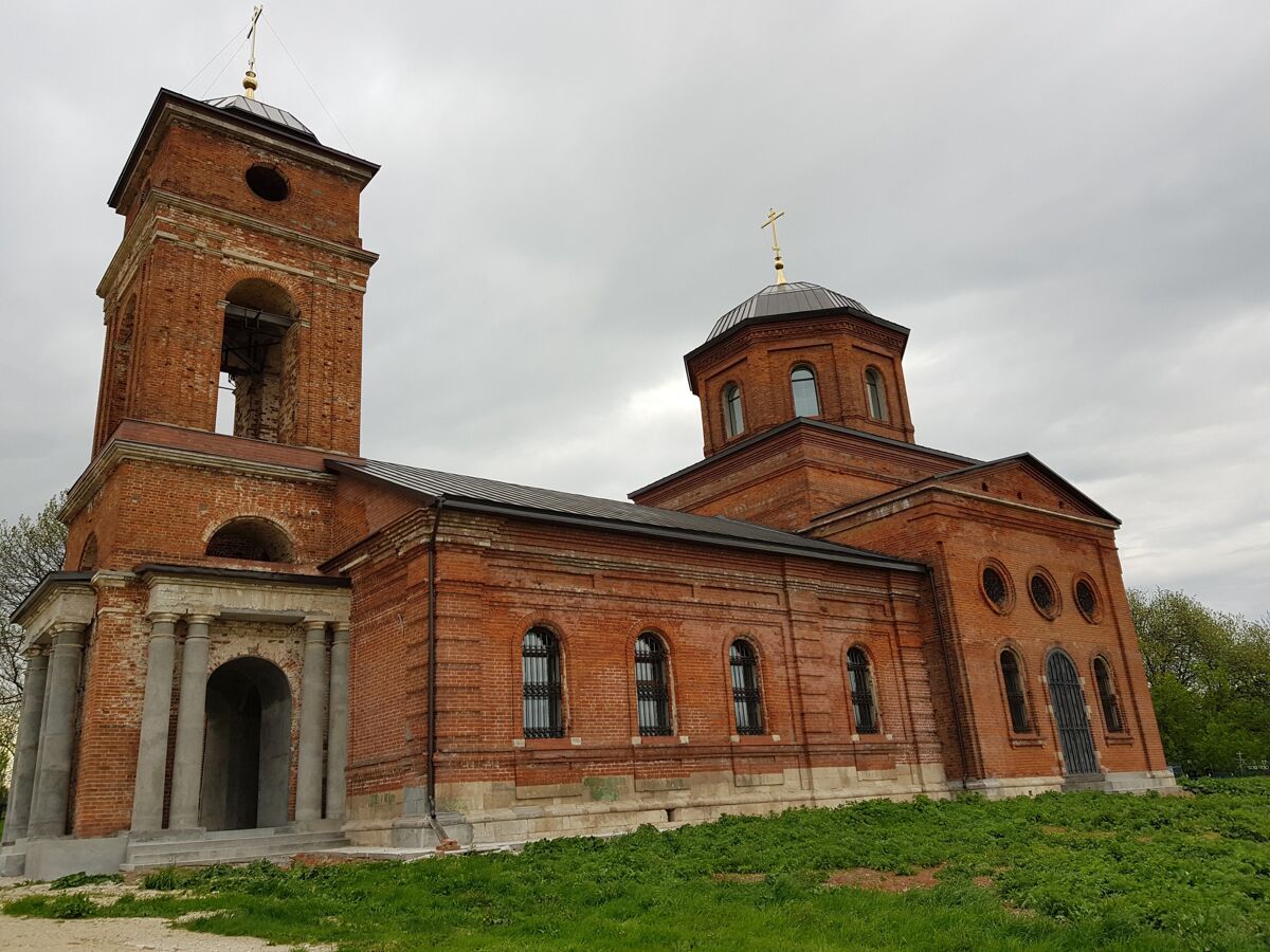 Церковь Николая Чудотворца, Изволь (Алексинский район и пос. Новогуровский, Тульская область). фасады