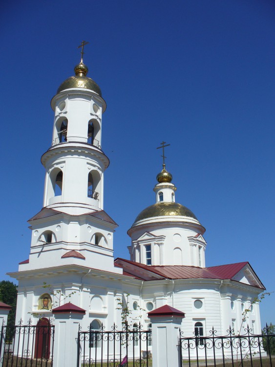 Церковь Рождества Иоанна Предтечи, Ключищи (Верхнеуслонский район, Республика Татарстан). фасады, Вид с юго-запада