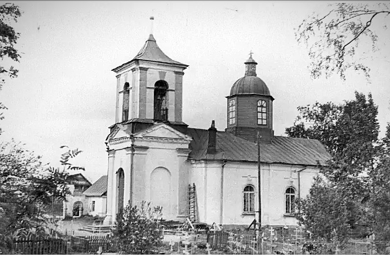 Церковь Успения Пресвятой Богородицы, Молочково (Солецкий район, Новгородская область). архивная фотография, Фото советского периода из частной коллекции