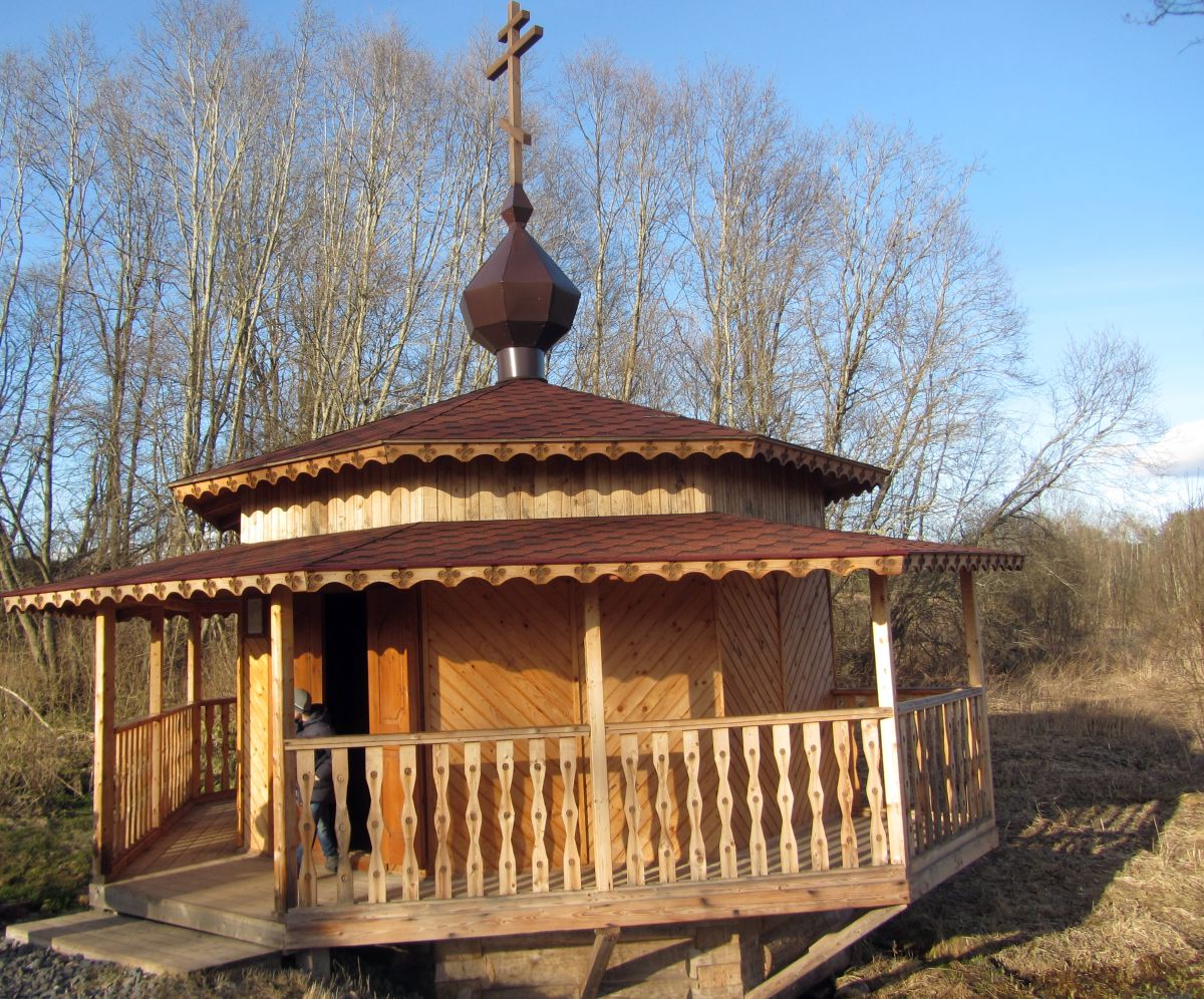 Часовня-купальня Феодора Ушакова, Молочково (Солецкий район, Новгородская область). фасады