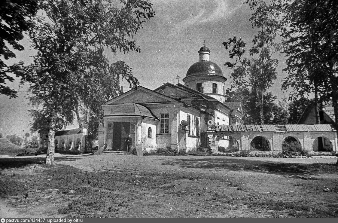 Новгородская область, Шимский район, Любыни. Церковь иконы Божией Матери 