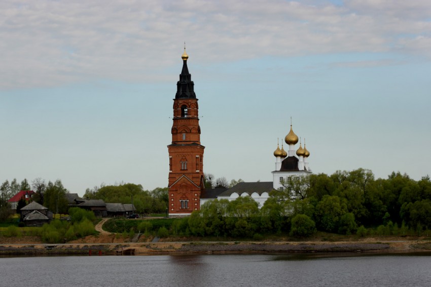 Церковь Рождества Христова, Прилуки (Угличский район, Ярославская область). фасады