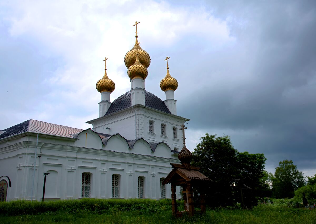 Церковь Рождества Христова, Прилуки (Угличский район, Ярославская область). архитектурные детали