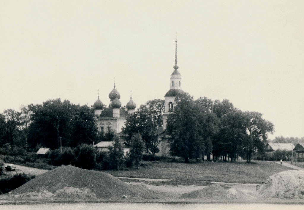 Калязин. Церковь Богоявления Господня. архивная фотография, Архивное фото.