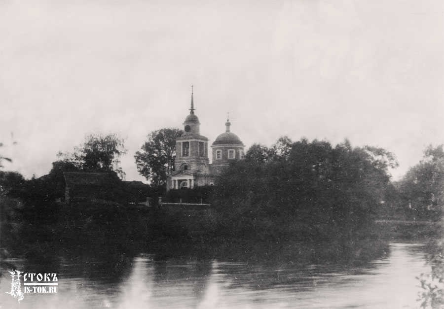 Церковь Смоленской иконы Божией Матери, Константиново (Домодедовский городской округ, Московская область). архивная фотография, Фото храма в 1900 гг. С сайта: https://is-tok.ru/tag/romodanovskie/