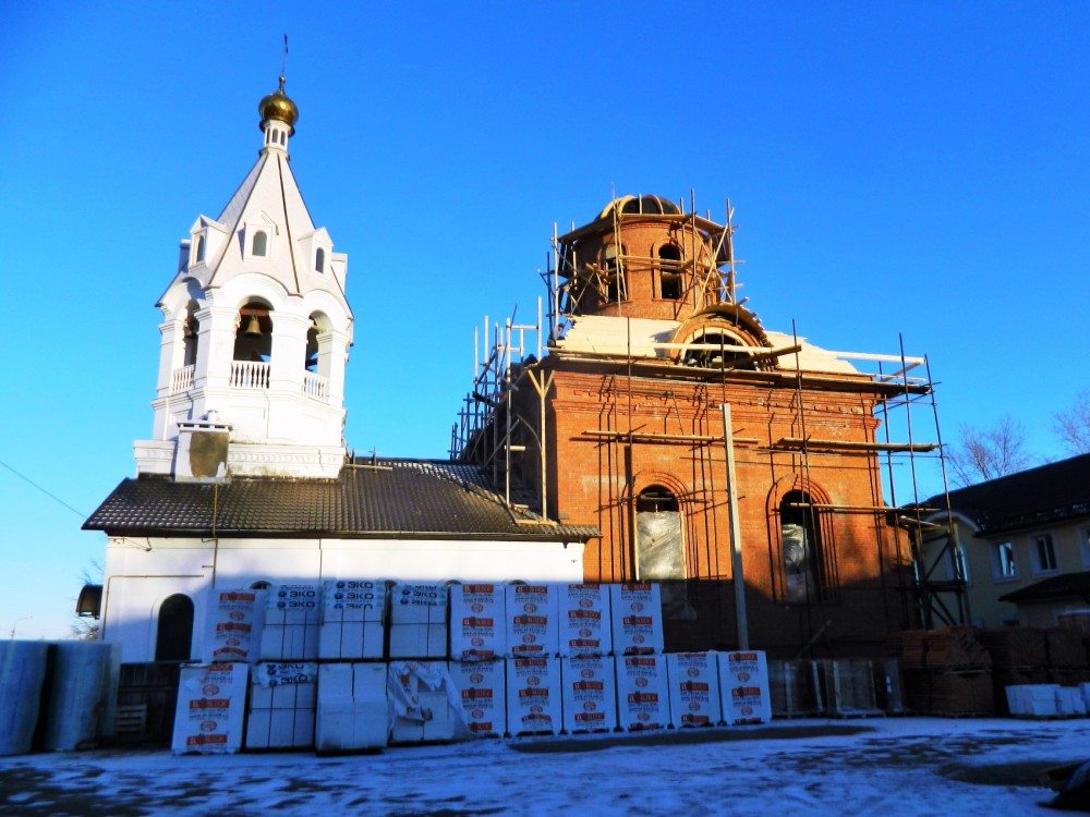 Церковь Рождества Христова в Барыбине, Домодедово (Домодедовский городской округ, Московская область). документальные фотографии, Идет постепенная замена храма 2005 г.