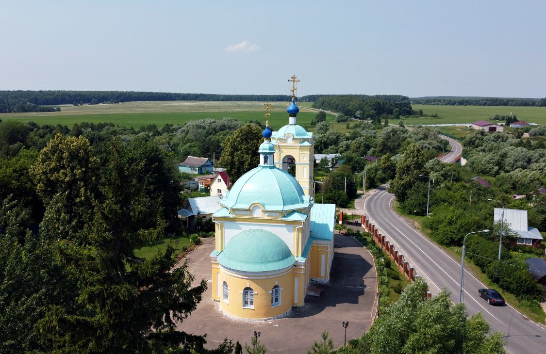 Церковь Сергия Радонежского, Кишкино (Домодедовский городской округ, Московская область). общий вид в ландшафте
