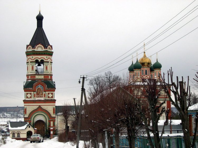 Храм Воскресения Словущего в селе Колычево