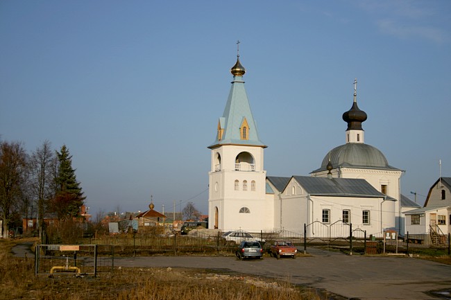 Лямцино. Церковь Николая Чудотворца. общий вид в ландшафте