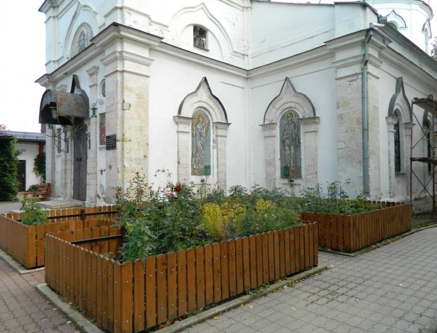 Церковь Космы и Дамиана в Меткине, Домодедово (Домодедовский городской округ, Московская область). архитектурные детали