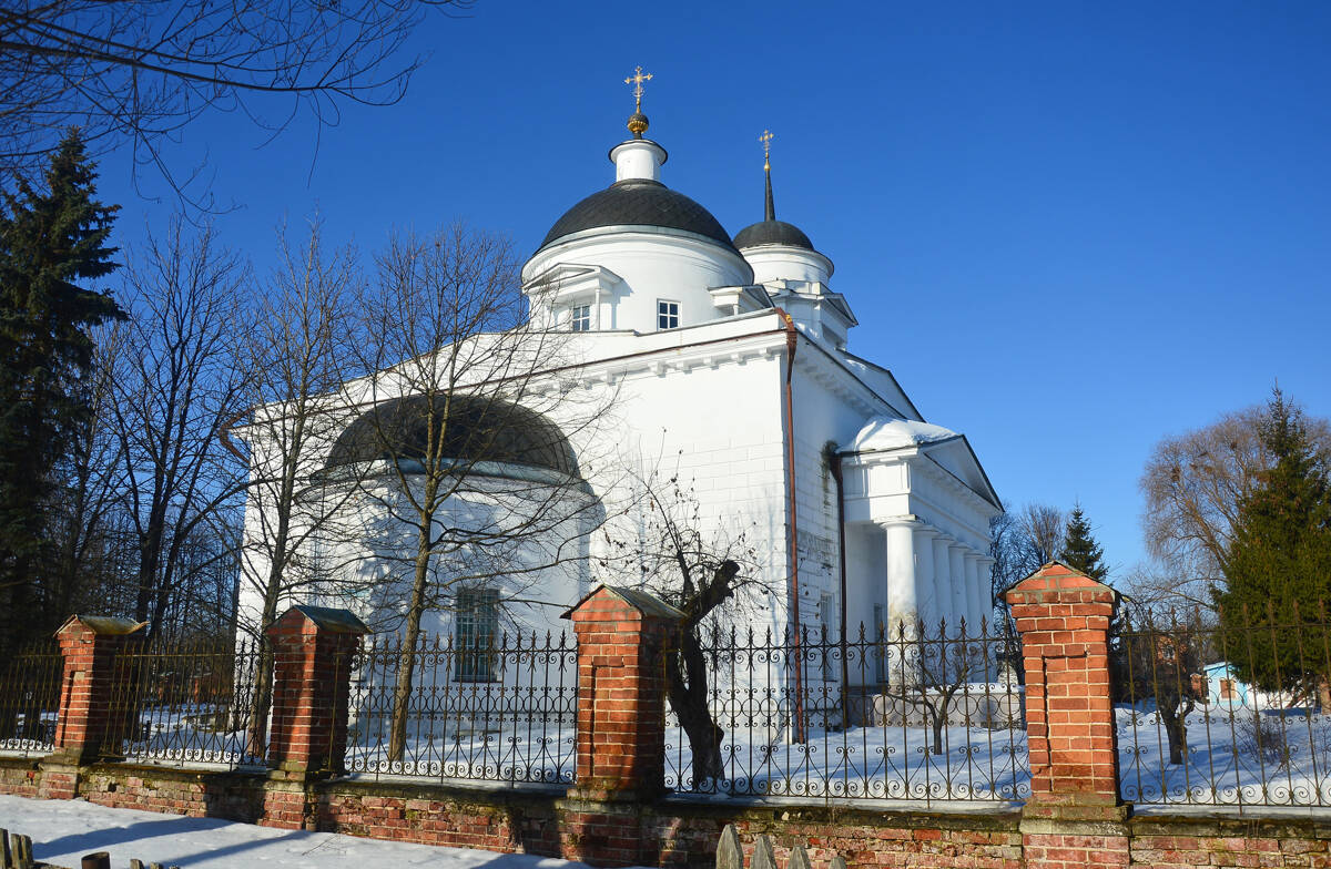 Михайловское. Церковь Михаила Архангела. фасады