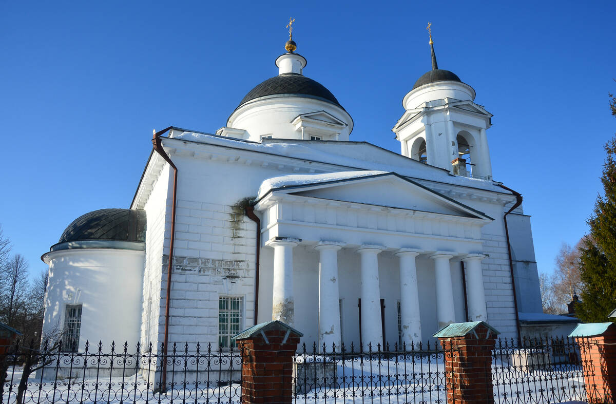 Михайловское. Церковь Михаила Архангела. фасады