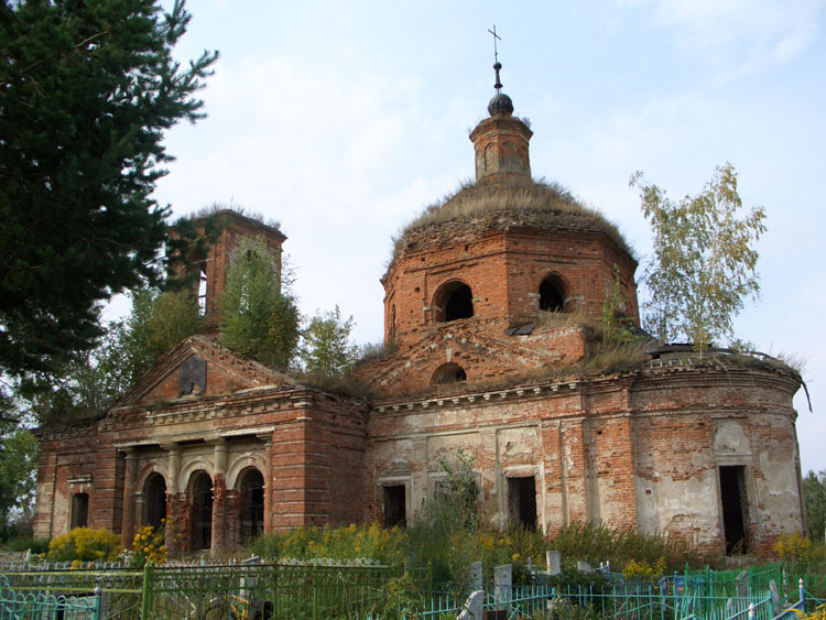 Церковь Всех Святых, Крапивна (Щёкинский район, Тульская область). фасады