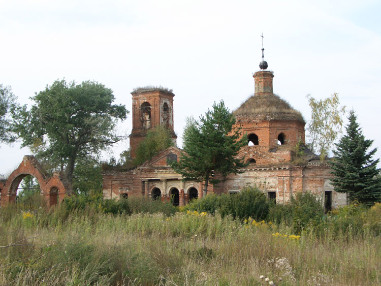 Церковь Всех Святых, Крапивна (Щёкинский район, Тульская область). фасады