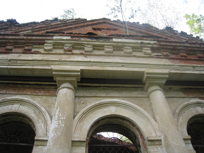 Церковь Всех Святых, Крапивна (Щёкинский район, Тульская область). архитектурные детали