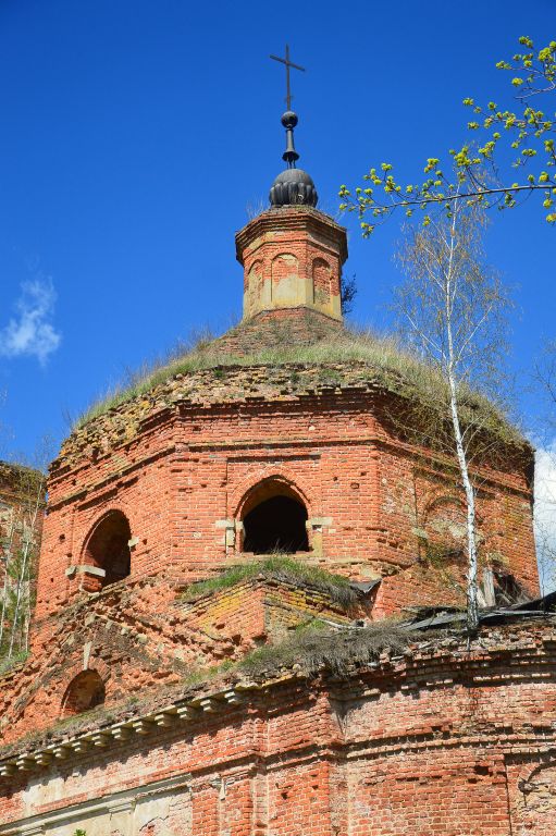 Церковь Всех Святых, Крапивна (Щёкинский район, Тульская область). архитектурные детали